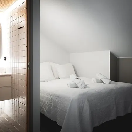 North - Hilltop Gielas Lejlighed